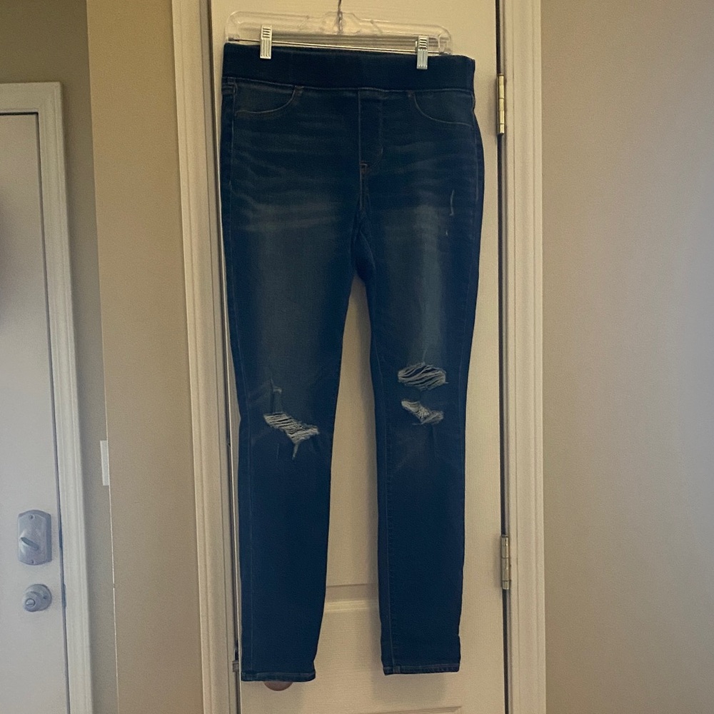Women's Distressed Blue Jeans